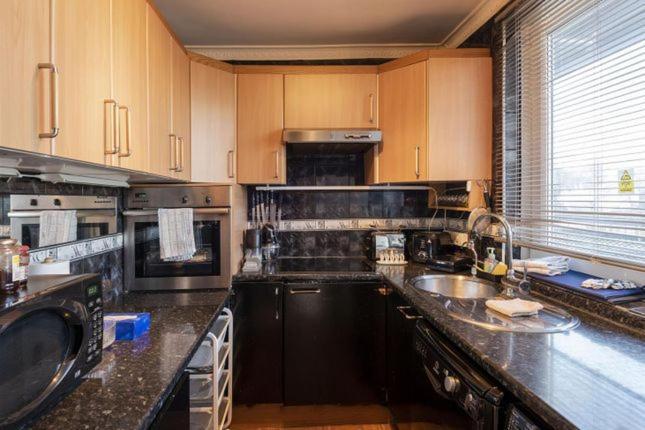 1 Bedroom Flat Close To City With Free Parking Arrangement London Exterior foto