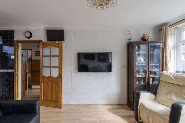 1 Bedroom Flat Close To City With Free Parking Arrangement London Exterior foto