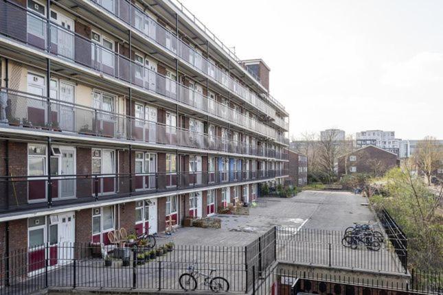 1 Bedroom Flat Close To City With Free Parking Arrangement London Exterior foto