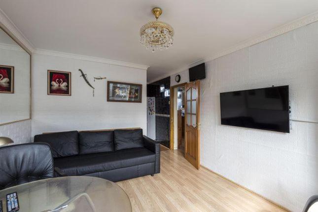 1 Bedroom Flat Close To City With Free Parking Arrangement London Exterior foto