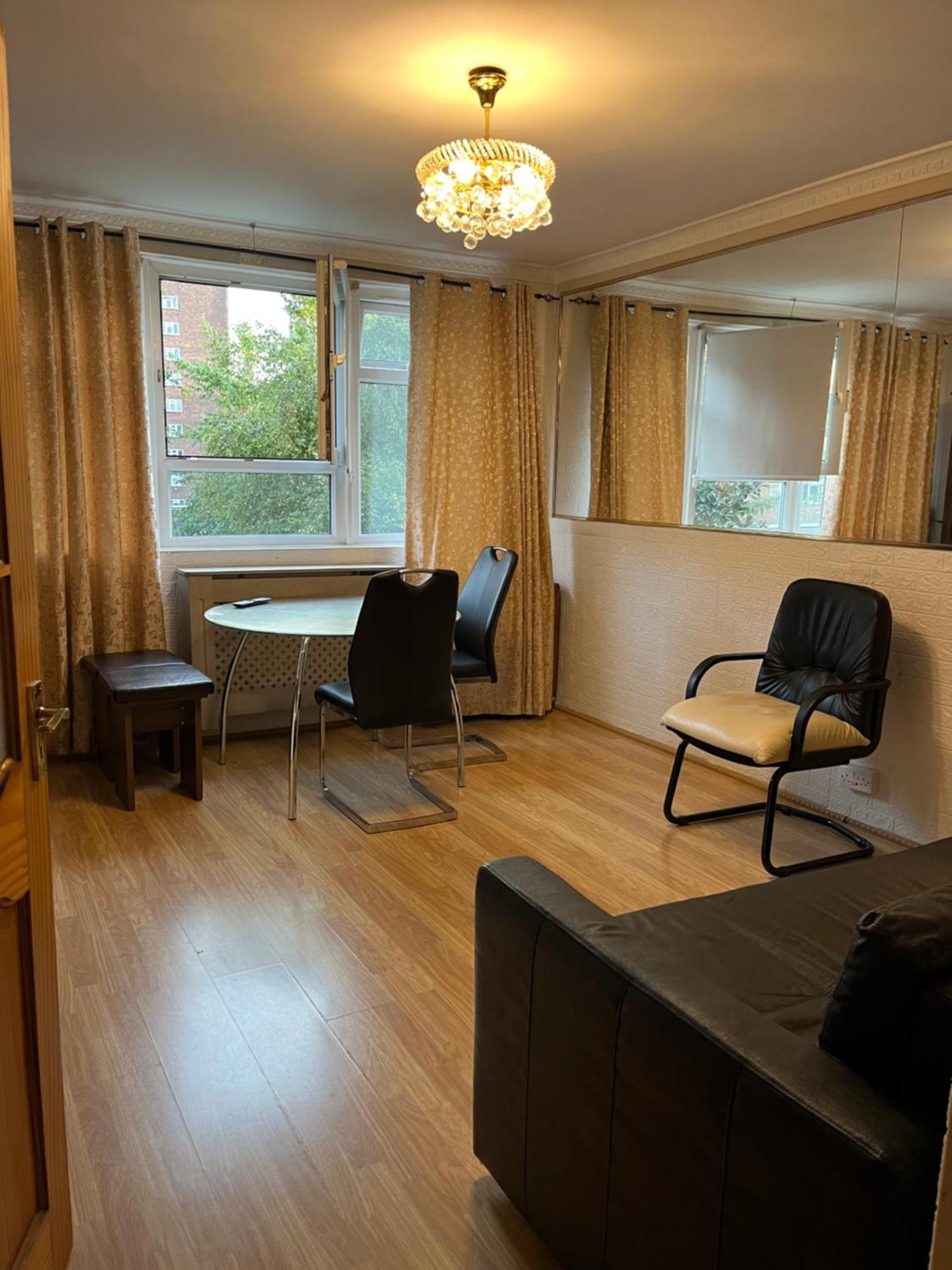 1 Bedroom Flat Close To City With Free Parking Arrangement London Exterior foto